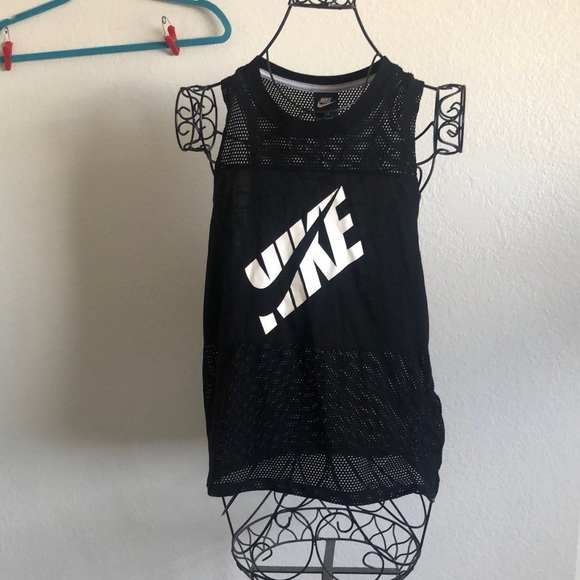 Nike Tops - Nike tank